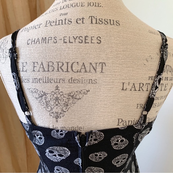 Hot Topic Dress with Skulls and Lace - Picture 7 of 11